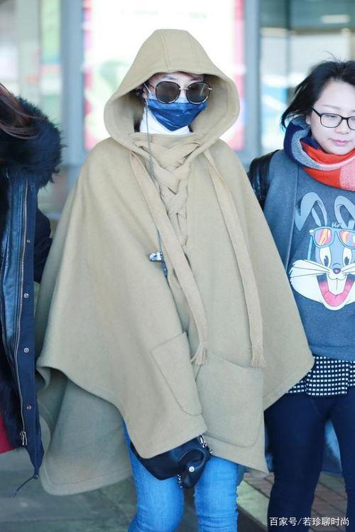 背面成人斗篷怎么穿视频,轻松掌握背面成人斗篷的穿搭技巧