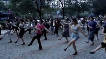 成人蒙古舞推荐视频,跟随推荐视频共舞草原