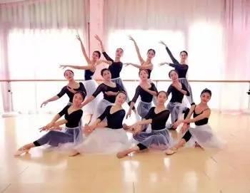 成人绸缎舞蹈教学视频,成人绸缎舞蹈教学视频精华解析